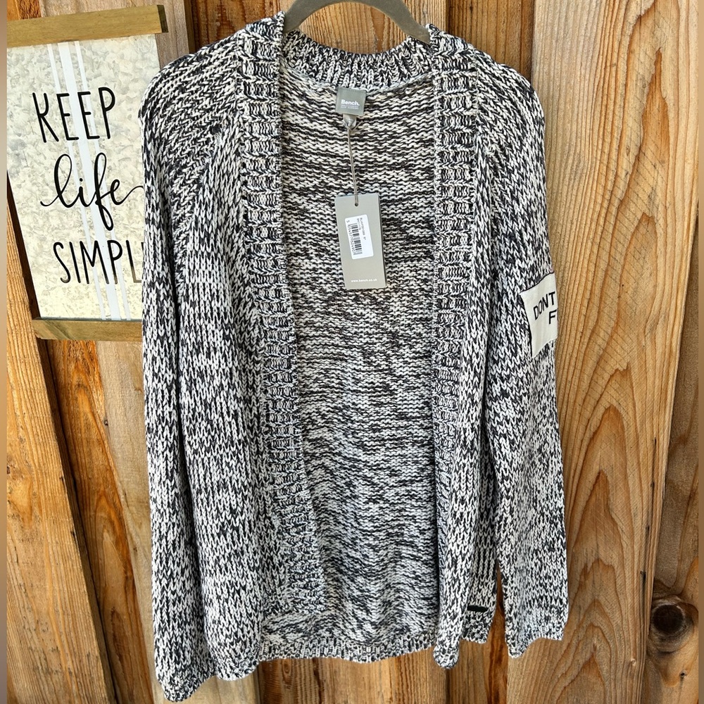 NWT Bench knit open front sweater “fly don’t walk” arm patch size small